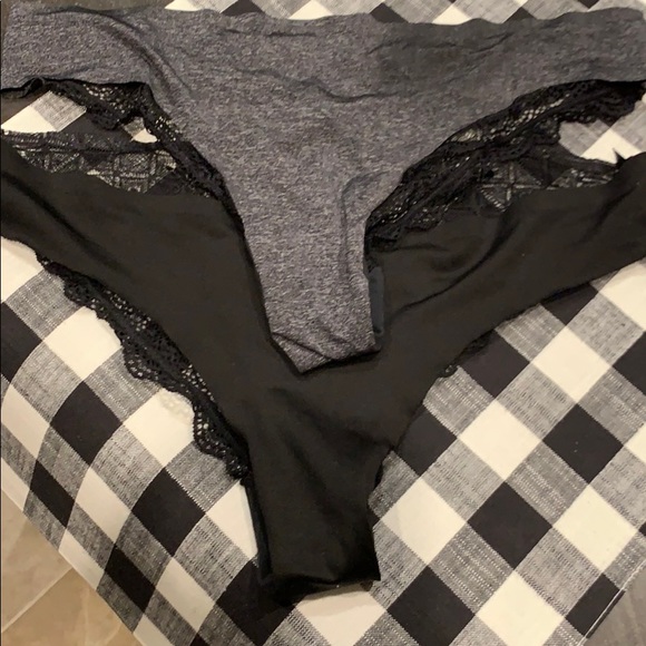 Intimates Set - Picture 5 of 6